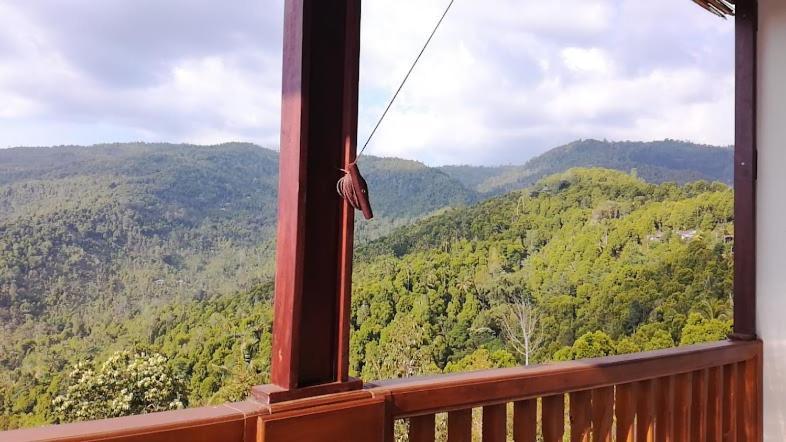Maliana Homestay Munduk  Exterior photo